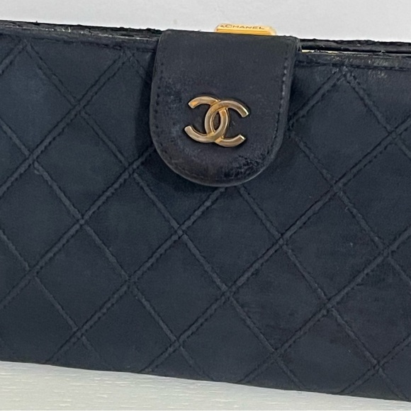 Chanel Vintage Black Quilted Lambskin Leather Wallet and Chanel Shopping Bag - Picture 2 of 15